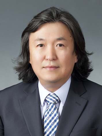 약학대학 학장 김 권 섭